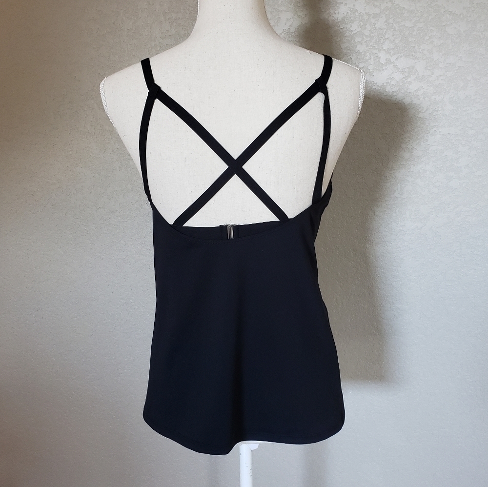 Fabletics tank top padded bra - Picture 3 of 5